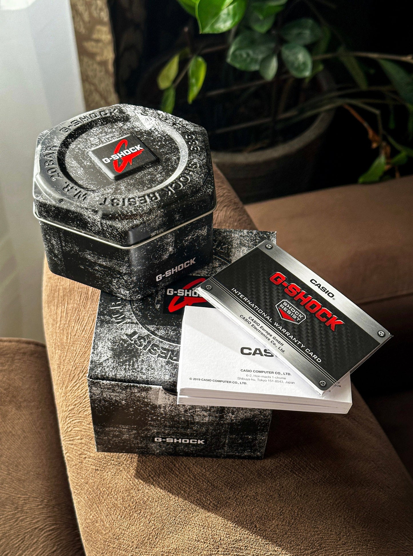 G-SHOCK CasiOak Potpuno crna - sa srebrnim brojčanikom sata