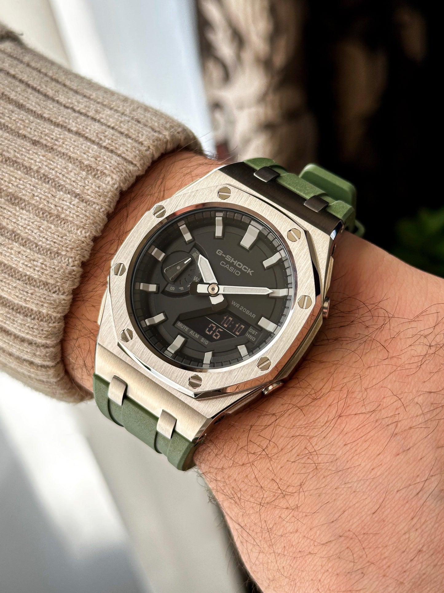 G-SHOCK CasiOak Zeleno srebrna - sa crno belim brojčanikom sata