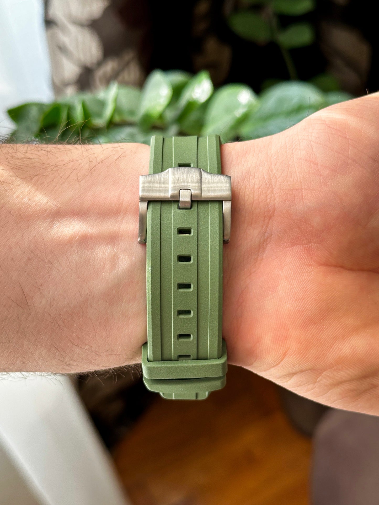 G-SHOCK CasiOak Zeleno srebrna - sa srebrnim brojčanikom sata