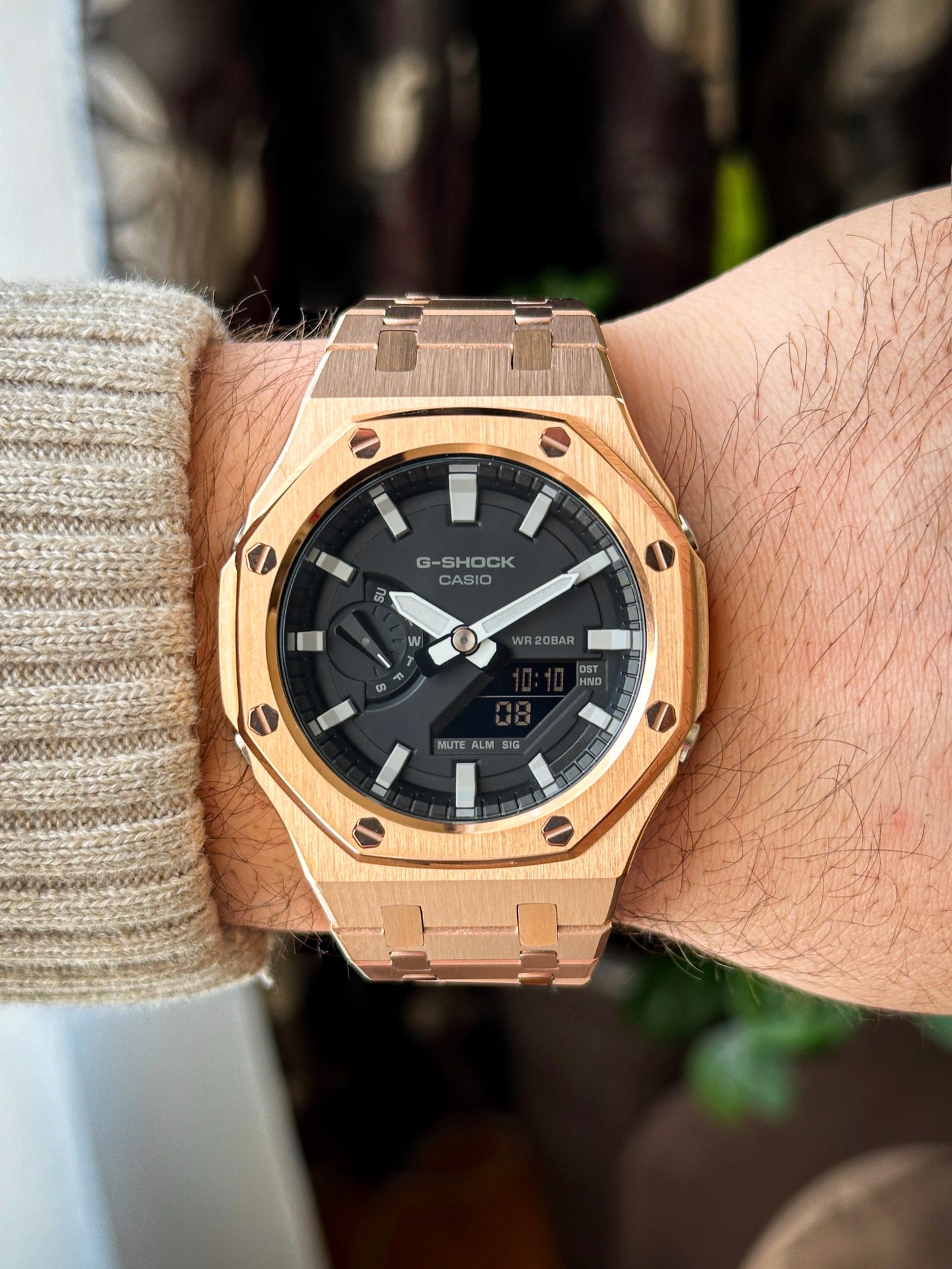 G-SHOCK CasiOak Potpuno bronzana - sa crno belim brojčanikom