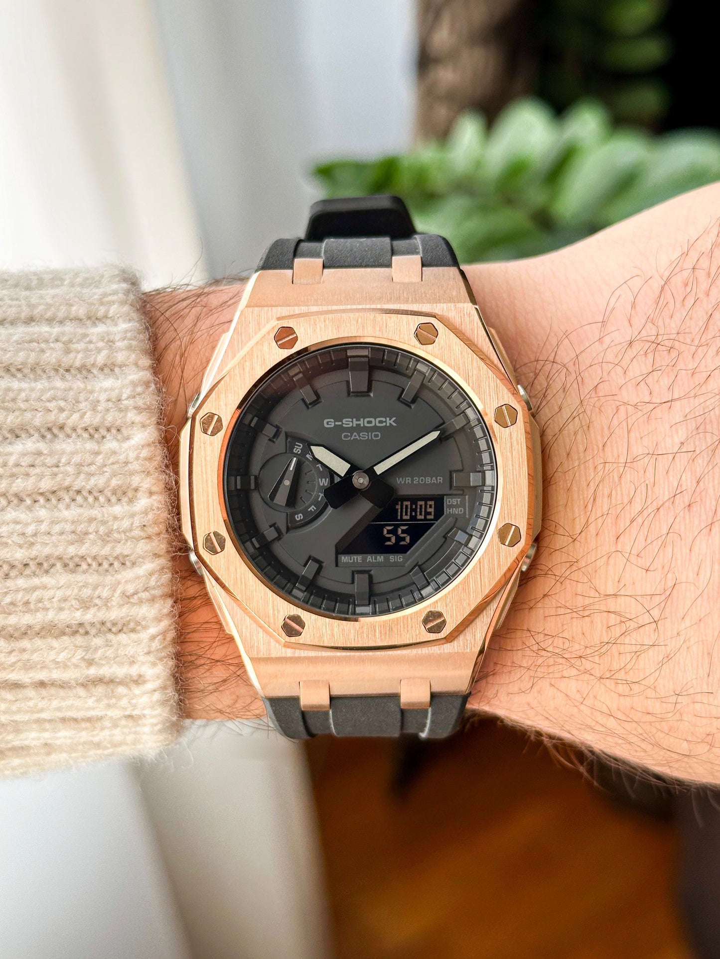 G-SHOCK CasiOak Crno bronzana - sa crnim brojčanikom sata