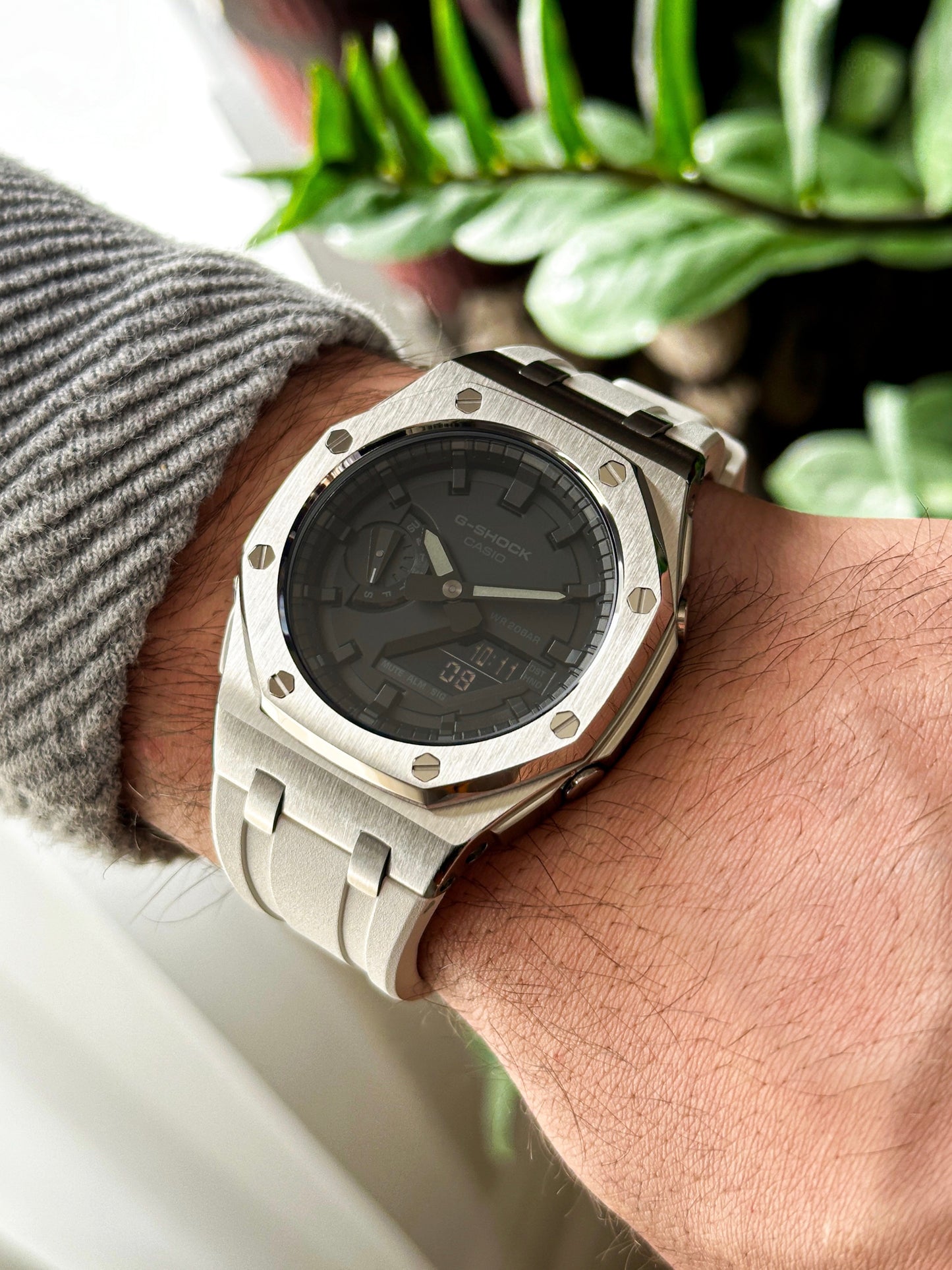 G-SHOCK CasiOak Belo srebrna - sa crnim brojčanikom sata