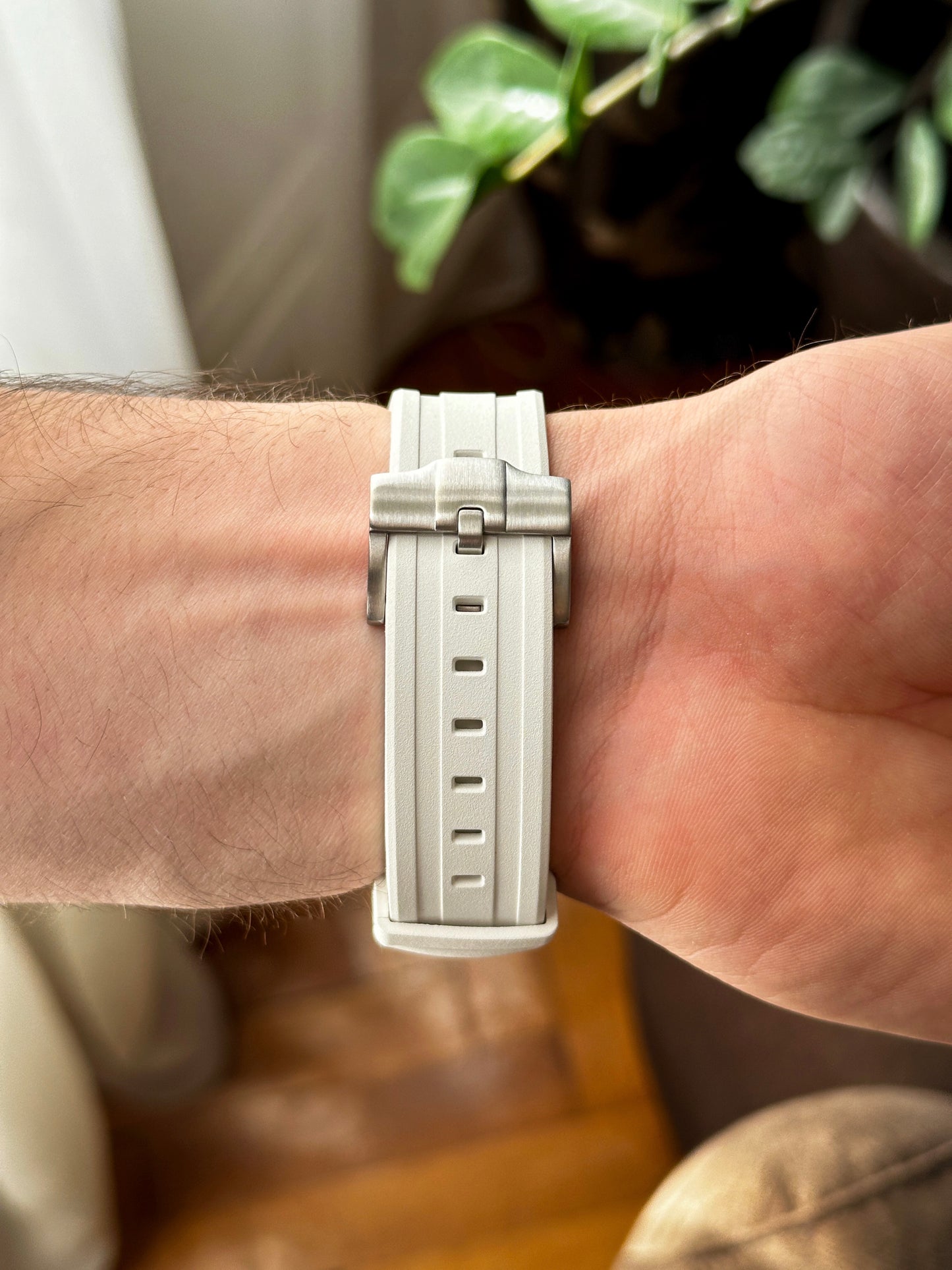 G-SHOCK CasiOak Belo srebrna - sa srebrnim brojčanikom sata