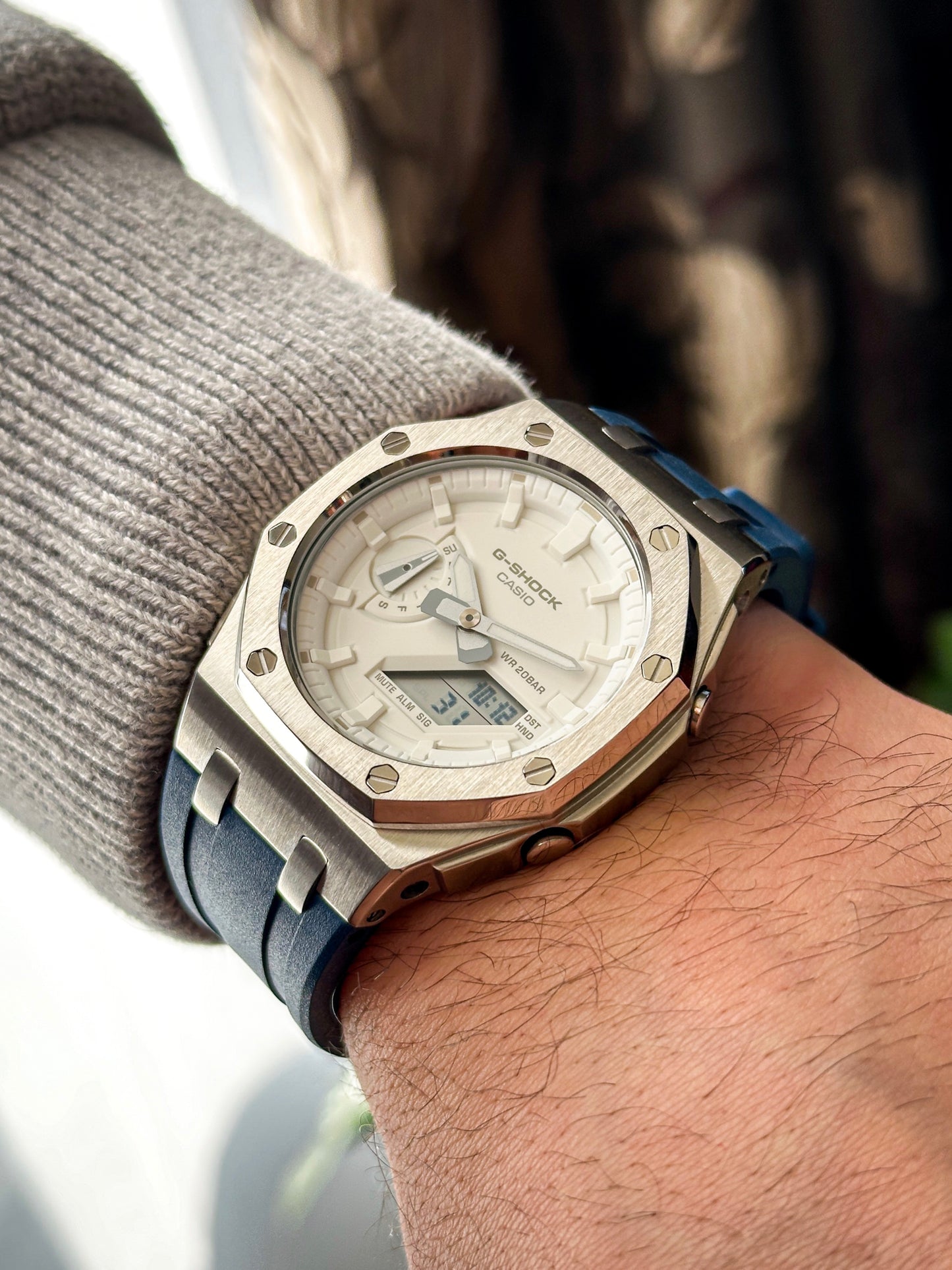 G-SHOCK CasiOak Teget srebrna - sa belim brojčanikom sata