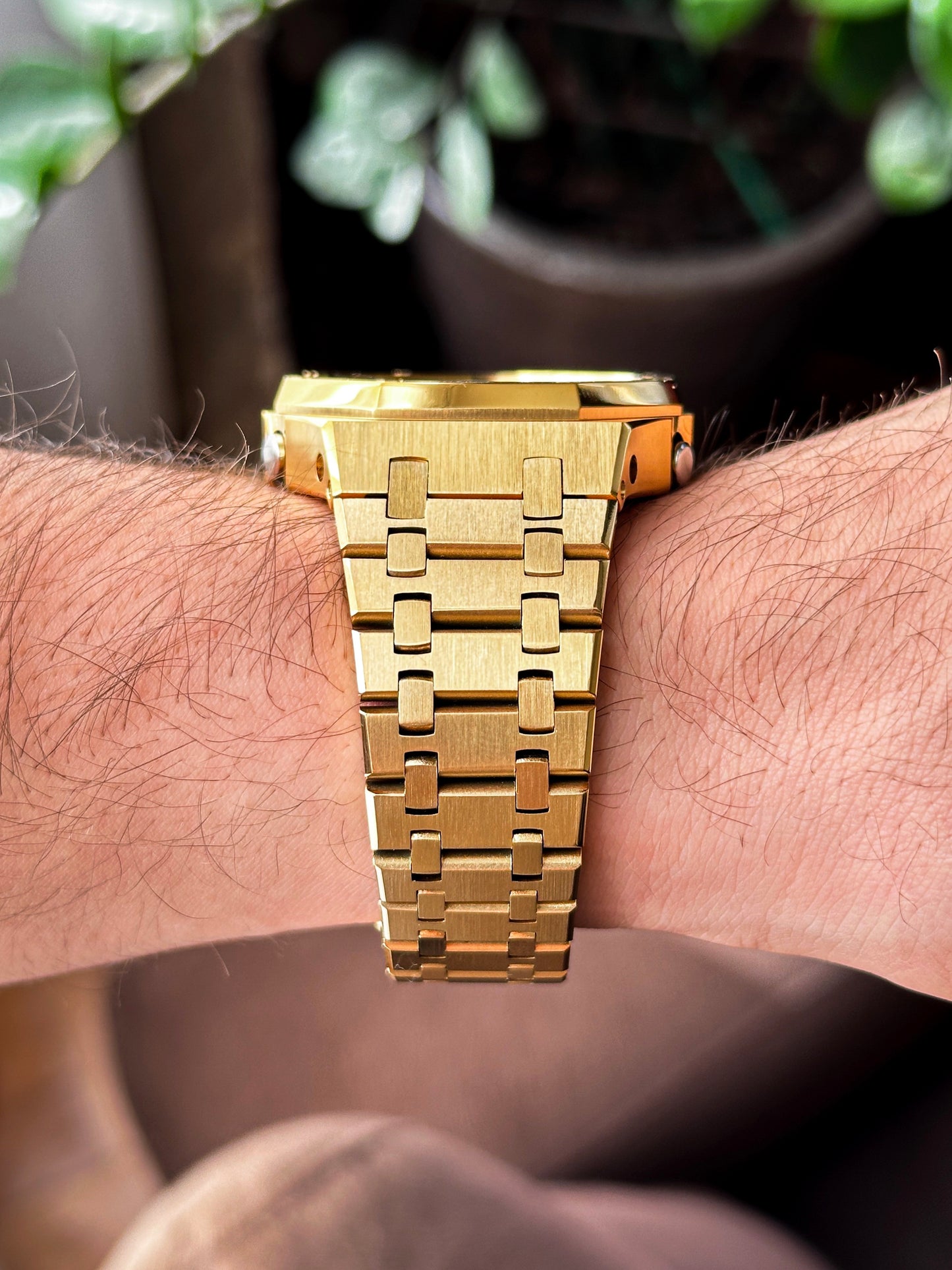 G-SHCOK CasiOak Potpuno zlatan - sa zlatnim brojčanikom sata