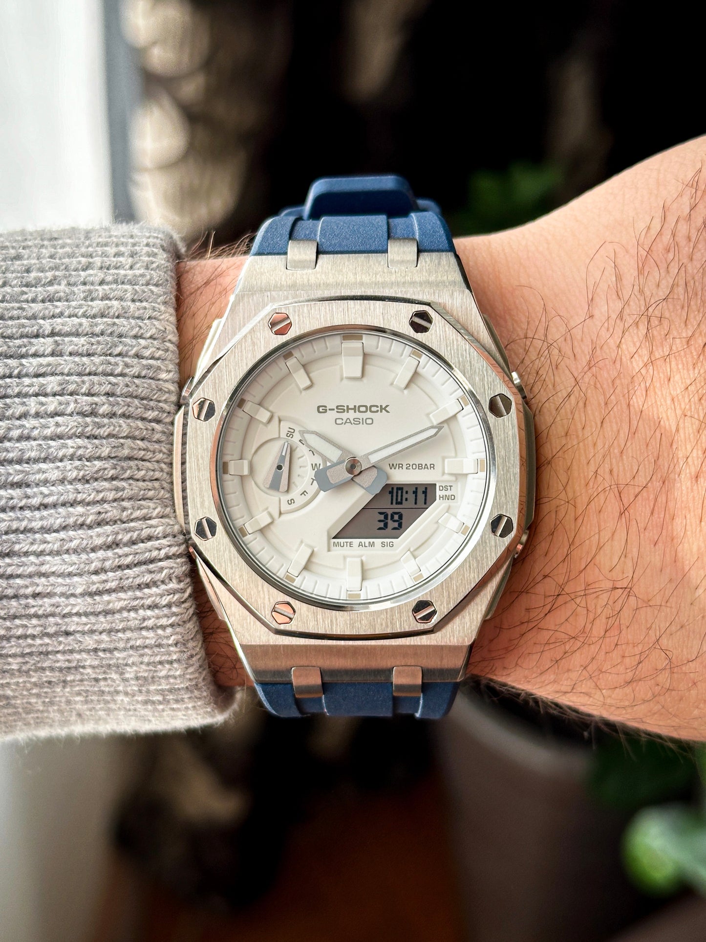 G-SHOCK CasiOak Teget srebrna - sa belim brojčanikom sata