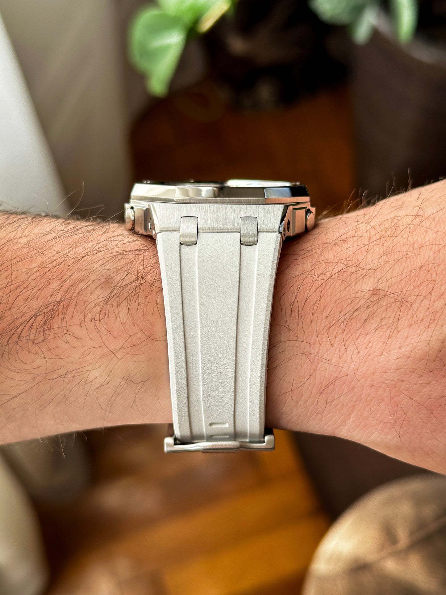 G-SHOCK CasiOak Belo srebrna - sa srebrnim brojčanikom sata