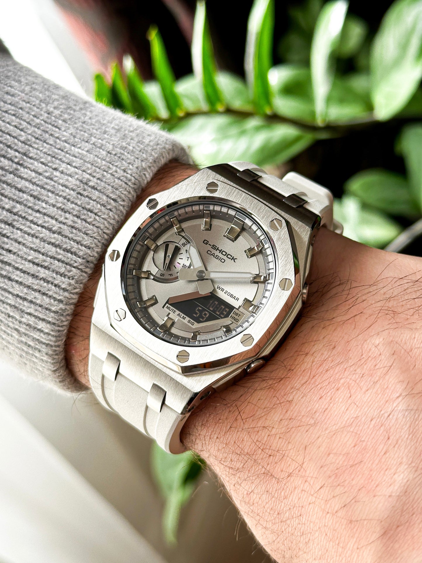 G-SHOCK CasiOak Belo srebrna - sa srebrnim brojčanikom sata