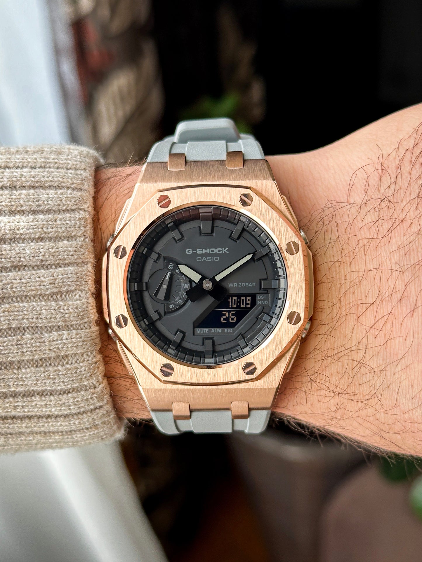 G-SHOCK CasiOak Sivo bronzana - sa crnim brojčanikom sata