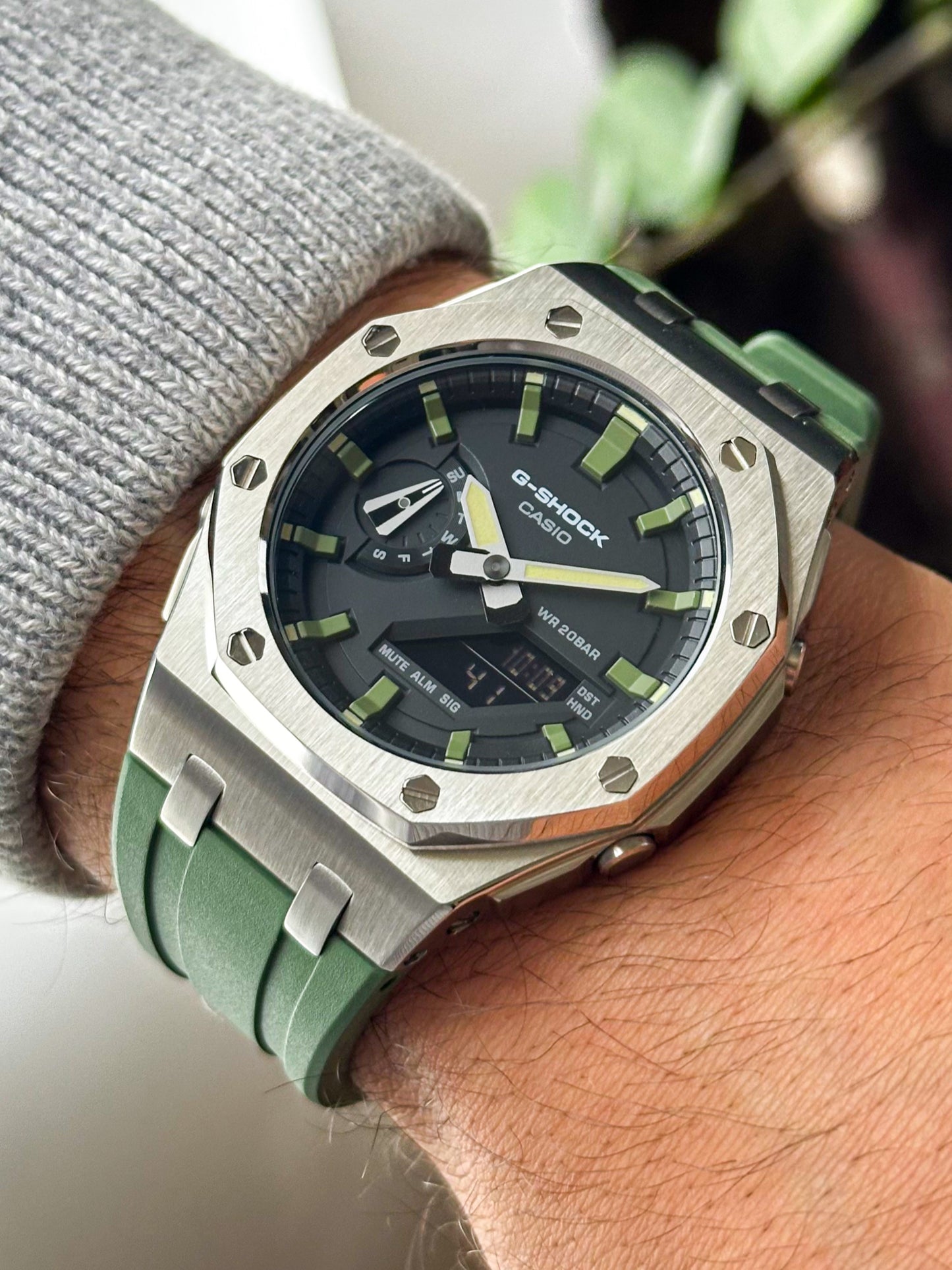 G-SHOCK CasiOak Zeleno srebrna - sa crno zelenim brojčanikom sata