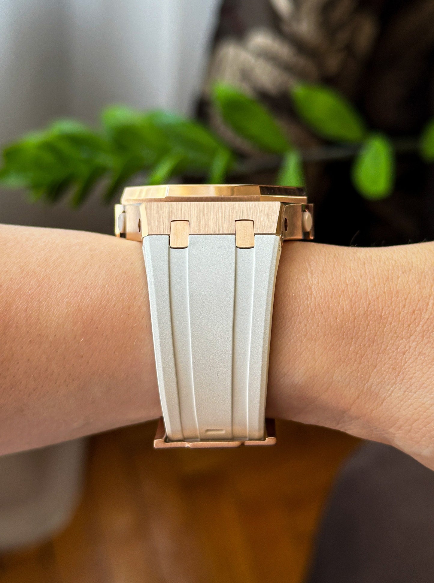 G-SHOCK CasiOak Belo bronzana - sa krem bronzanim brojčanikom sata